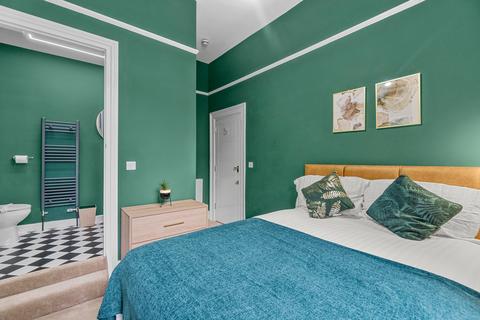 undefined, 32 Belgrave Road, Devon PL4