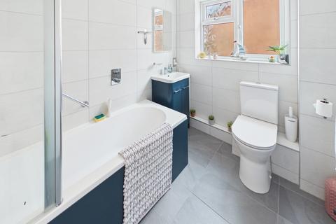 4 bedroom detached house for sale, Warsash Road, Warsash