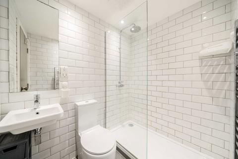 undefined, Garratt Lane, London SW18