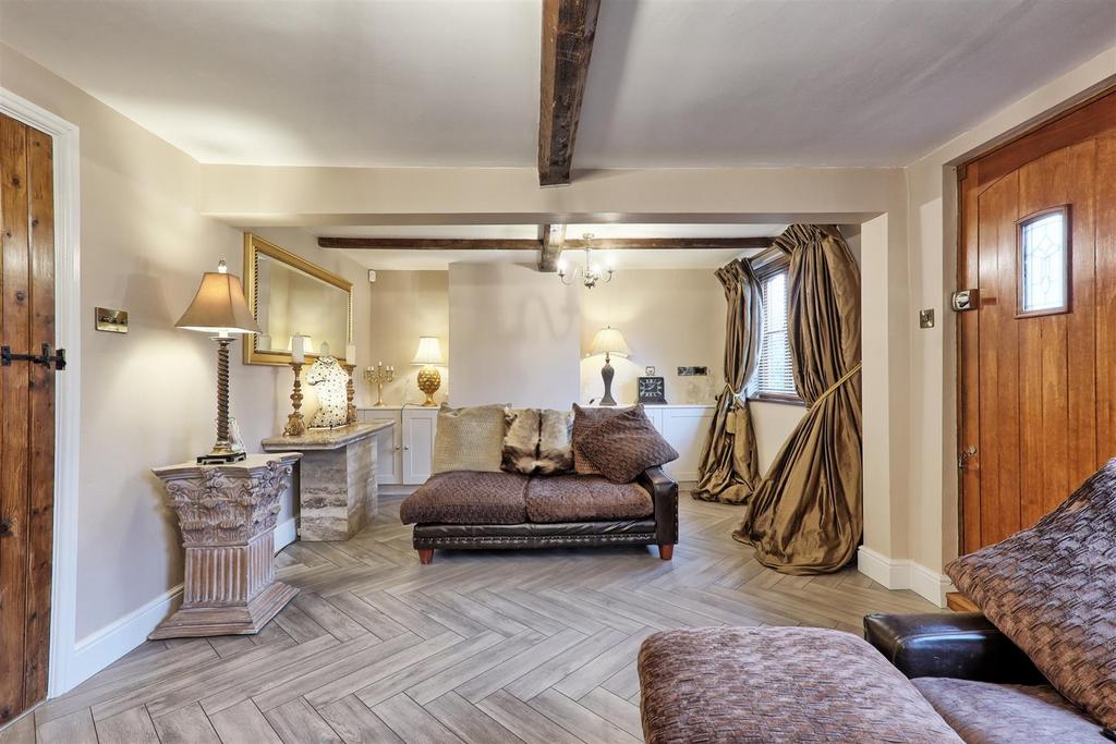 IMG 8972 3 4 easy HDR-interior3.jpg