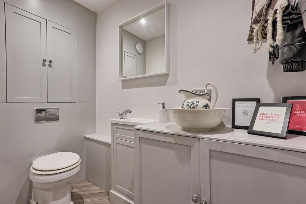 IMG 9002 3 4 easy HDR 1-interior3.jpg