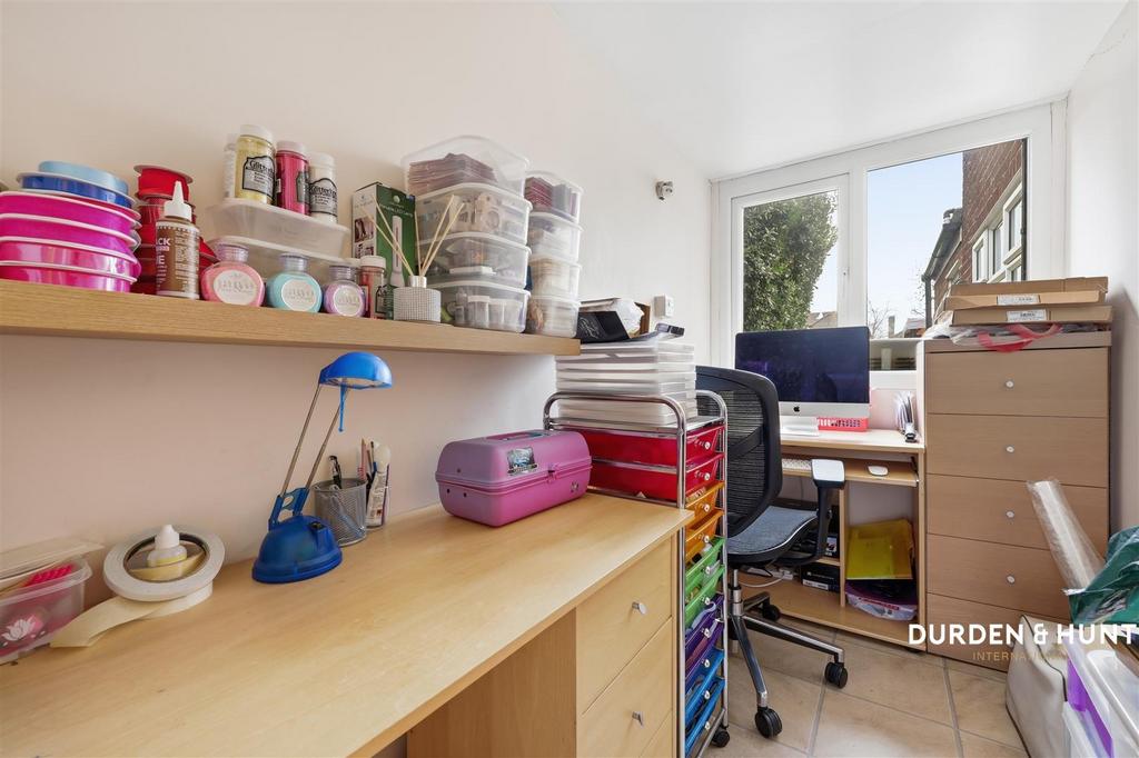 Wingletye Lane