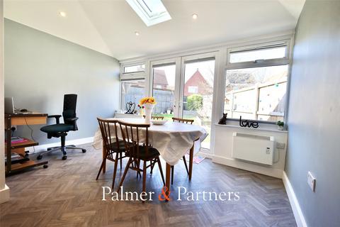 4 bedroom link detached house for sale, Glover Close, Clacton-on-Sea, Essex, CO16