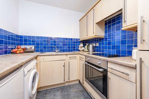 undefined, Hillary Drive, Isleworth TW7