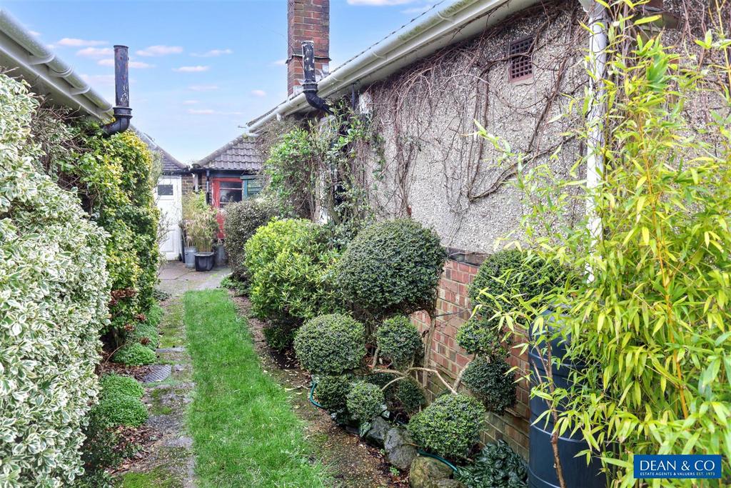 Shared driveway