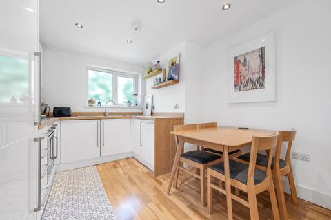 2 bedroom flat for sale, Pulross Road, SW9