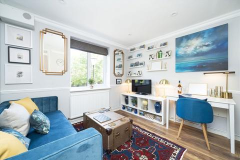 1 bedroom flat to rent, Waterman Way, London E1W