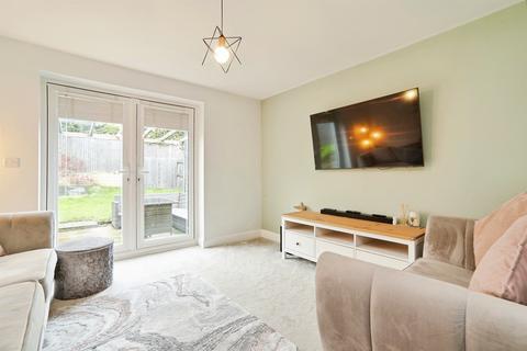 3 bedroom detached house for sale, Dobson Rise, Bradford