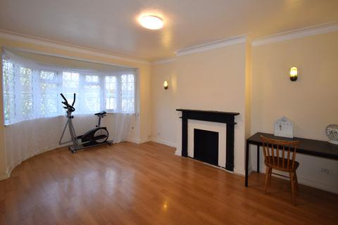 2 bedroom flat to rent, Alexandra Avenue, Harrow HA2
