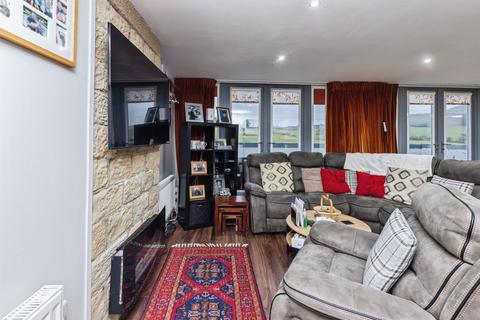 2 bedroom apartment for sale, Park Road, ELLAND