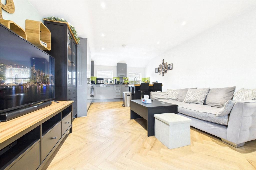 Living/Kitchen Area