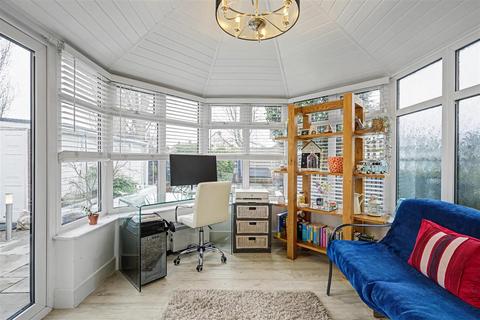 3 bedroom semi-detached house for sale, Arnside, Stapleford