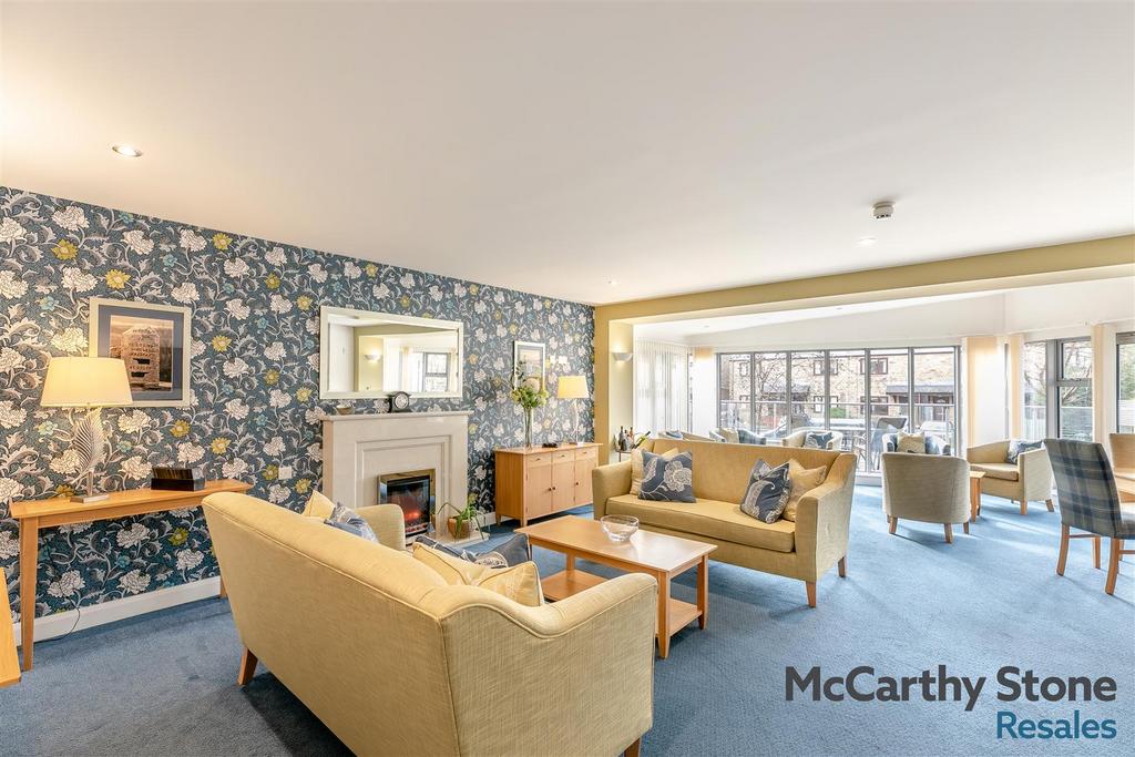 8678912-interior15.jpg