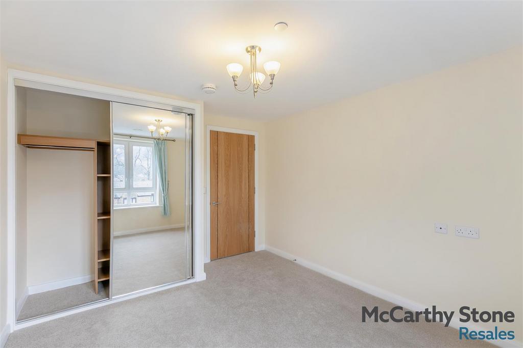 8678912-interior09.jpg