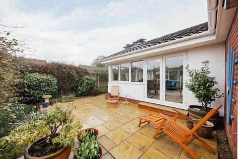 undefined, Modern Three Bedroom Detached Bungalow in Hingham