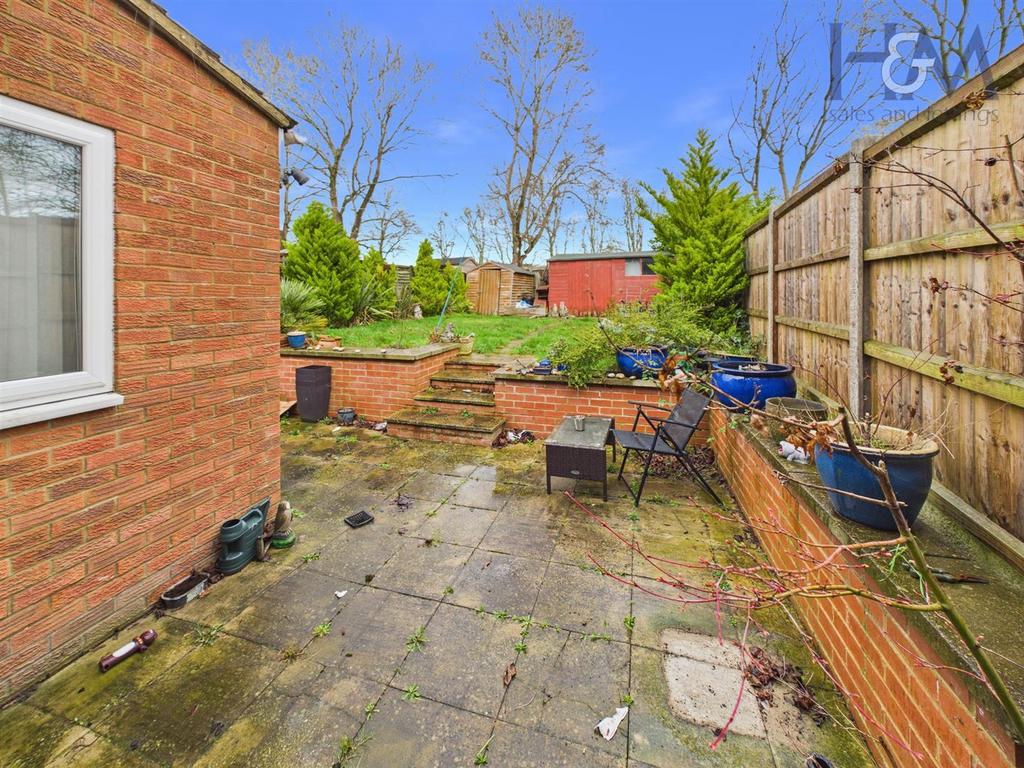 CAM05648 G0-PR0055-STILL024.jpg