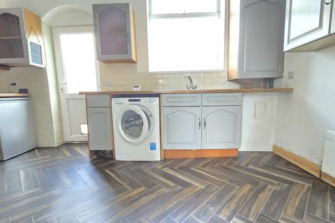 undefined, Doe Royd Crescent, Sheffield S5