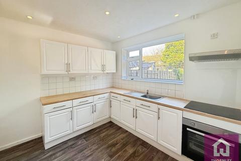 2 bedroom semi-detached house to rent, Falcon Crescent, Clifton, Swinton, M27