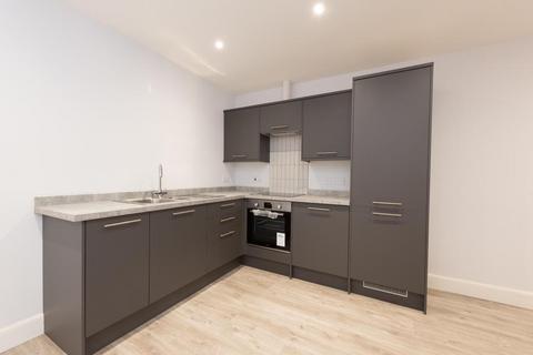 1 bedroom ground floor flat for sale, Farnham Road, Farnham GU10