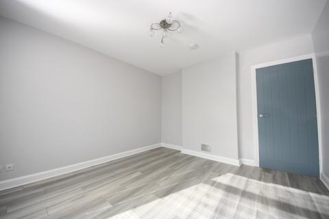 2 bedroom house to rent, Horsman Avenue, York, YO10