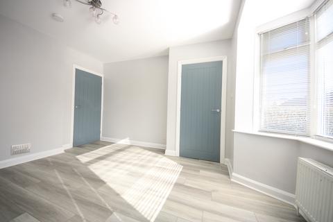 2 bedroom house to rent, Horsman Avenue, York, YO10