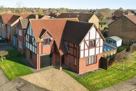 4 bedroom detached house for sale, Primrose Way, Spalding