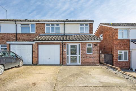 undefined, Holcombe Crescent, Ipswich