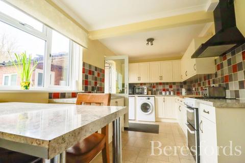2 bedroom terraced house for sale, Thames Avenue, Chelmsford, CM1