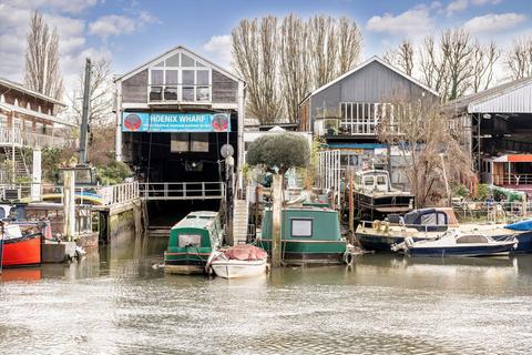 undefined, Eel Pie Island, Twickenham TW1
