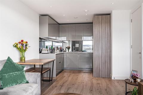 2 bedroom apartment for sale, High Street, Purser Court High Street, N8