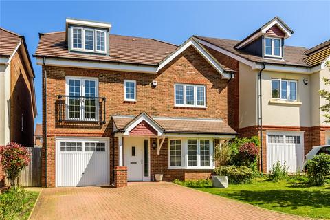 undefined, Aberdeen Way, Knaphill, Woking, Surrey, GU21