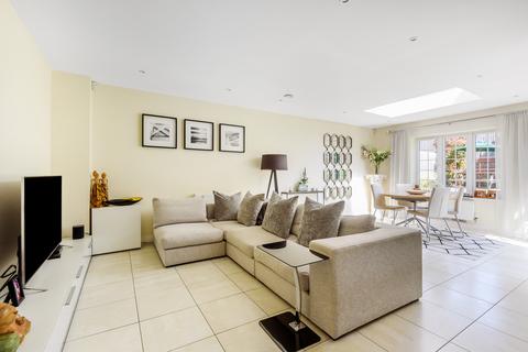 undefined, Aberdeen Way, Knaphill, Woking, Surrey, GU21