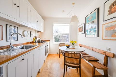 2 bedroom flat for sale, Grays inn road, King's Cross, London, WC1X