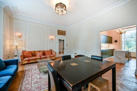 undefined, Kings Road, Richmond, TW10