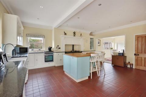 undefined, Adforton, Leintwardine