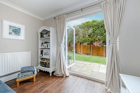 4 bedroom detached house for sale, Larkin Close, Brentwood, CM13