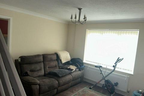1 bedroom house to rent, Townsend Road, Kent ME6