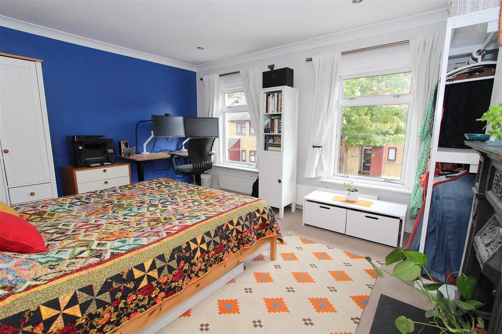 Bed 1.JPG