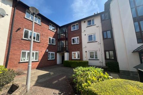 3 bedroom flat for sale, Knights Court, Canterbury Street, Salford