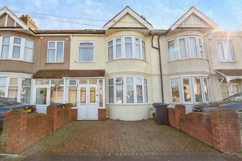 4 bedroom terraced house for sale, Loxford Lane, Ilford, IG1