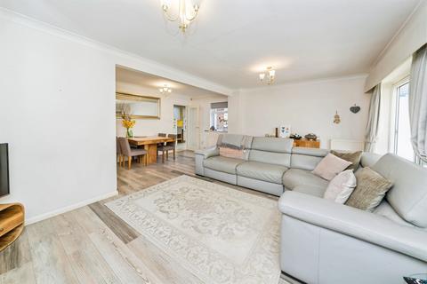3 bedroom detached house for sale, Lashmere, Copthorne, Crawley