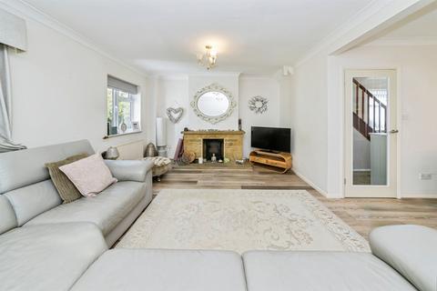 3 bedroom detached house for sale, Lashmere, Copthorne, Crawley