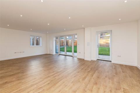 3 bedroom semi-detached house for sale, Ganels Mews, Ganels Road, Billericay, Essex, CM11