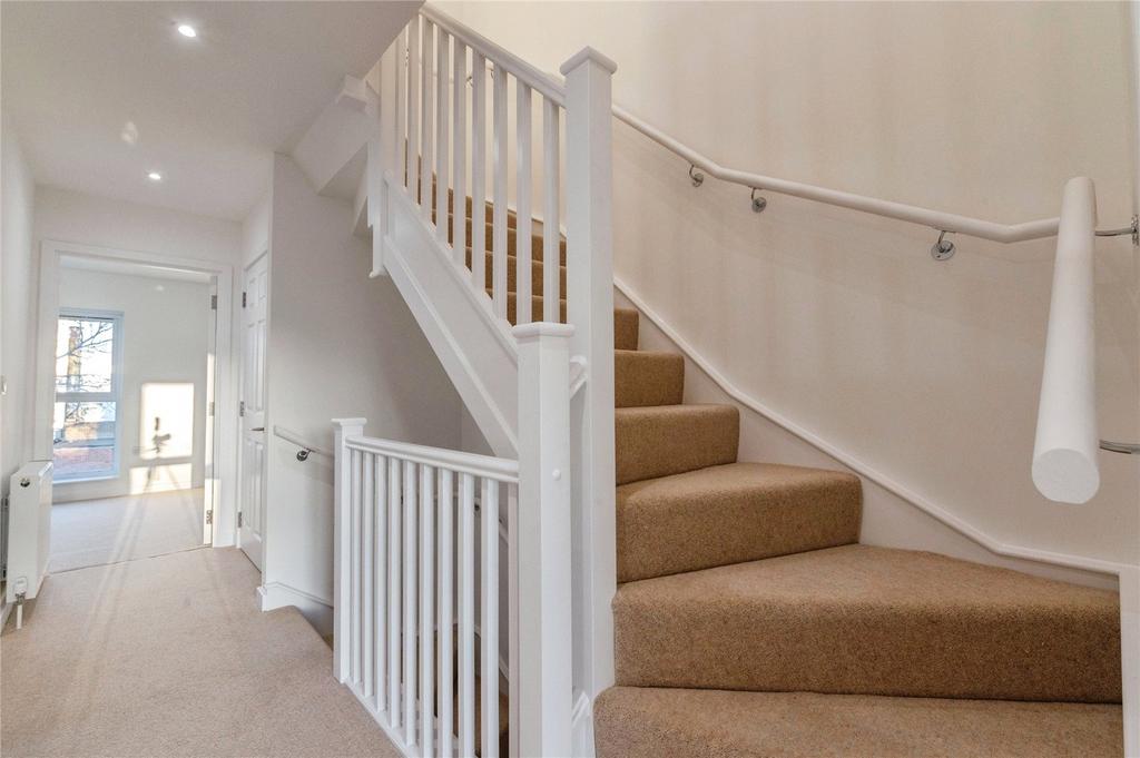 1st Floor Landing