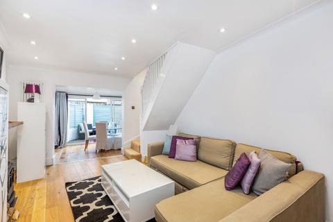 2 bedroom flat to rent, Caxton Road, London, W12