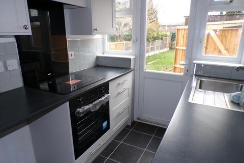 undefined, Cambridge Avenue, Romford RM2