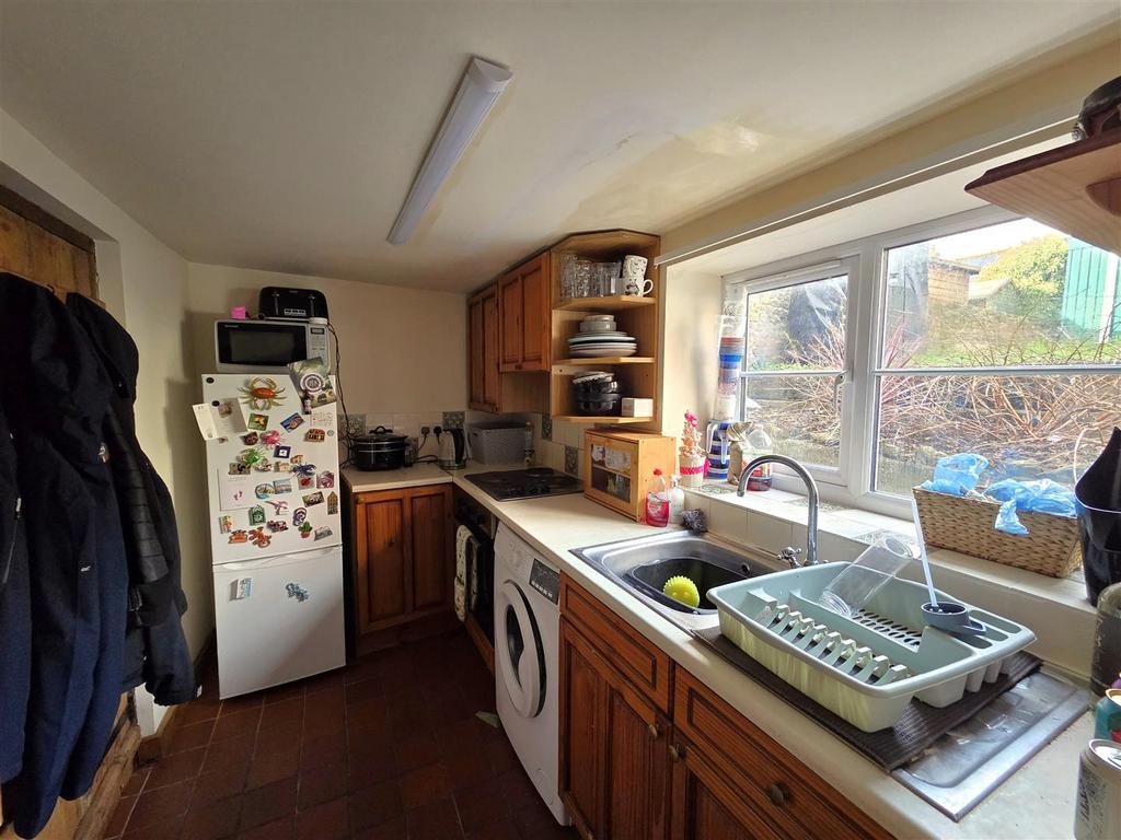 56 Pound - Kitchen.jpg