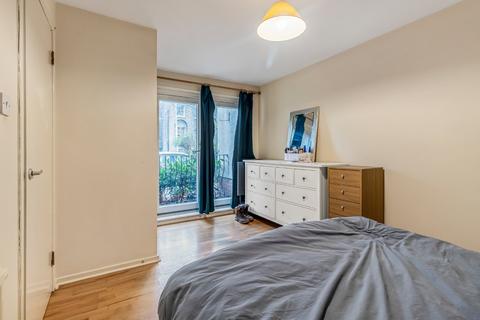 2 bedroom flat for sale, Lofting Road, Islington, London, N1