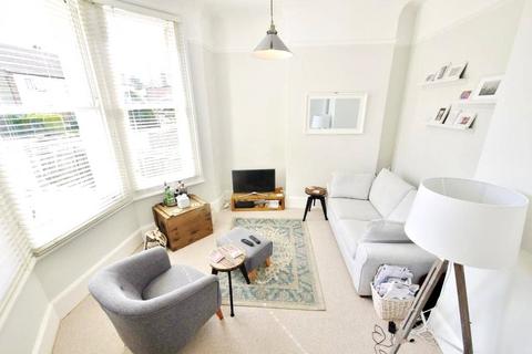 1 bedroom flat for sale, Rose Valley, Brentwood, Essex, CM14