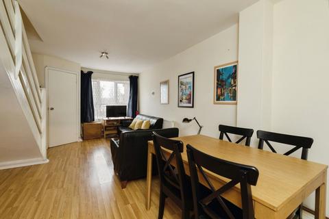 undefined, Laing Close, ILFORD, Essex, IG6